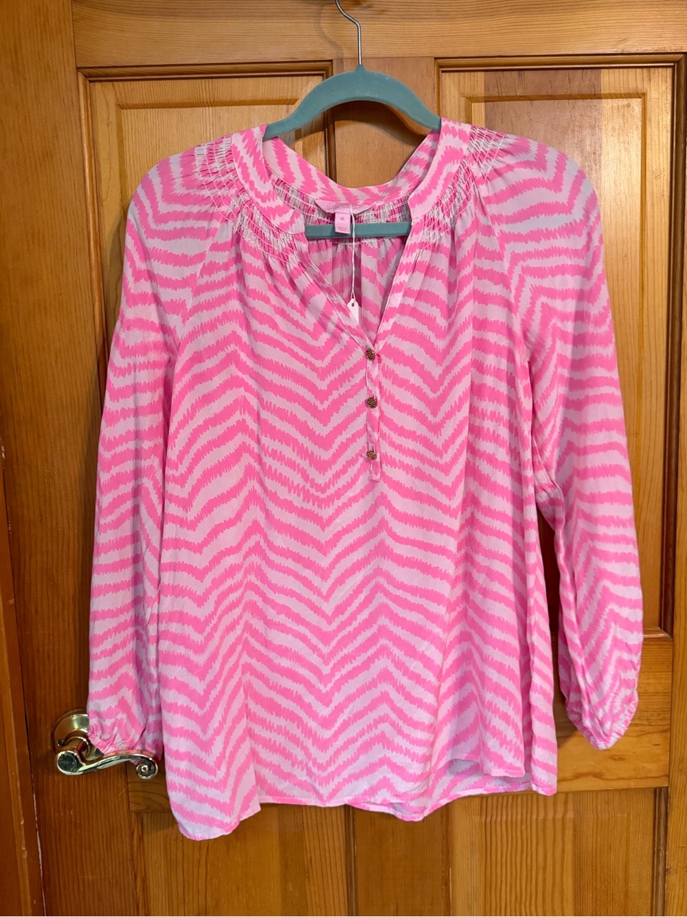 Lilly Pulitzer 100% Silk Women's Pink Chevron Henley Blouse